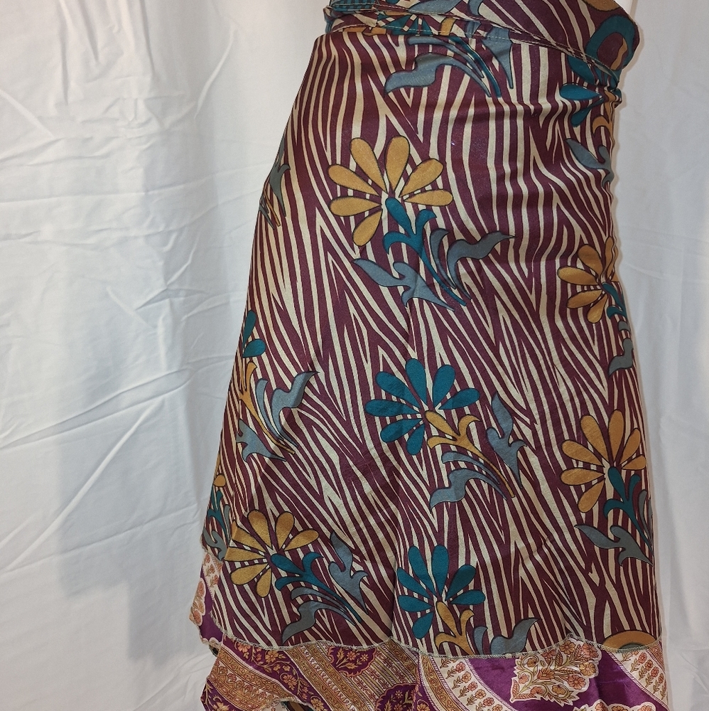 Earthbound Trading Company Floral 100% Silk Reversable Wrap Around Skirt